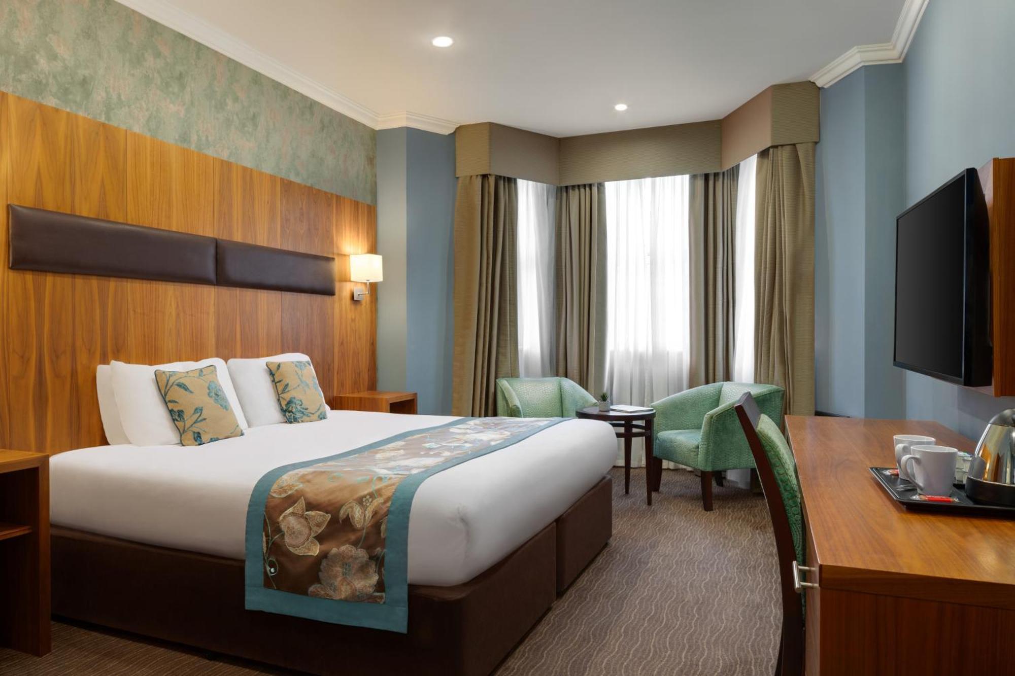 Ramada By Wyndham Cheltenham Golden Valley Dış mekan fotoğraf